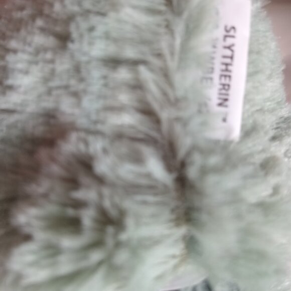 Harry Potter Deluxe Sherpa Slippers, One Size NWT, Mint Green Color - Picture 6 of 6